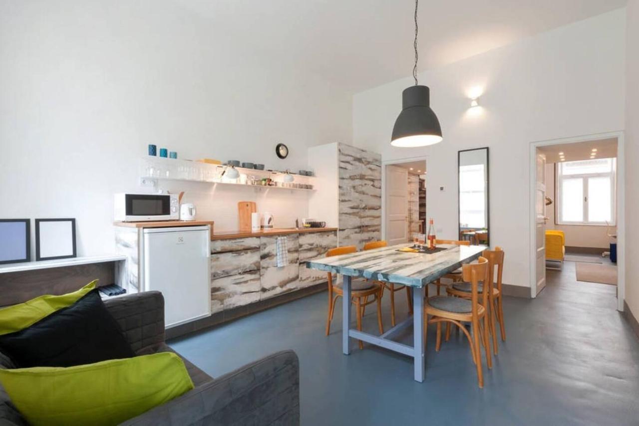 Modern Stylish 2 Bedroom Holiday Apartment Budapest Exterior photo